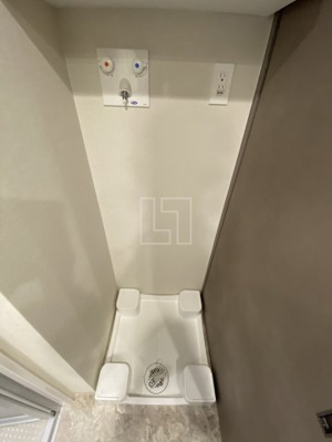 【洗面所】 | SK RESIDENCES SHINSAIBASHI  | SK RESIDENCE　室内洗濯機置き場