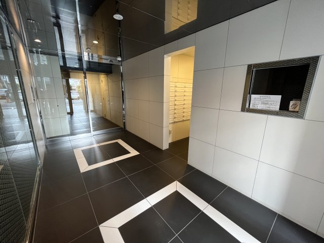 GENOVIA浅草Ⅳskygardenのエントランス