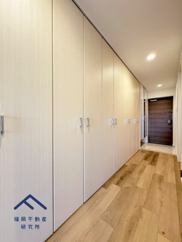 アルファライフ博多の玄関