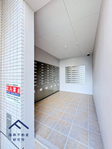 アルファライフ博多の玄関