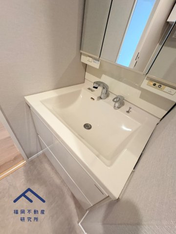 アルファライフ博多の独立洗面台