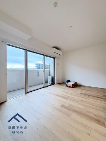 アルファライフ博多の洋室