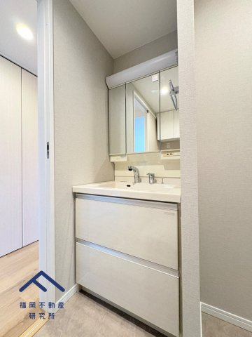 アルファライフ博多の独立洗面台