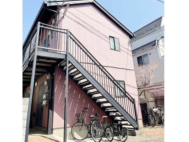 ロータスターの外観