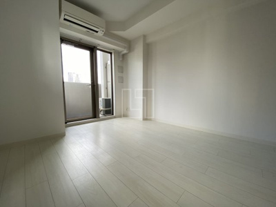 【寝室】 | エスリード心斎橋LUXUE | エスリード心斎橋LUXUE（エスリード心斎橋ラグジェ）　洋室