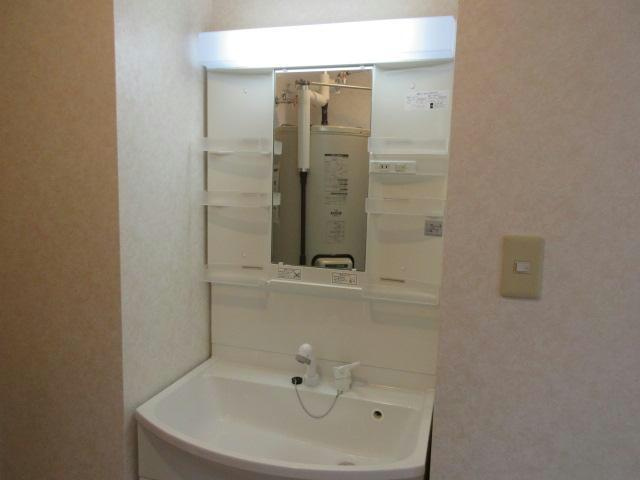 グラシア613の洗面所