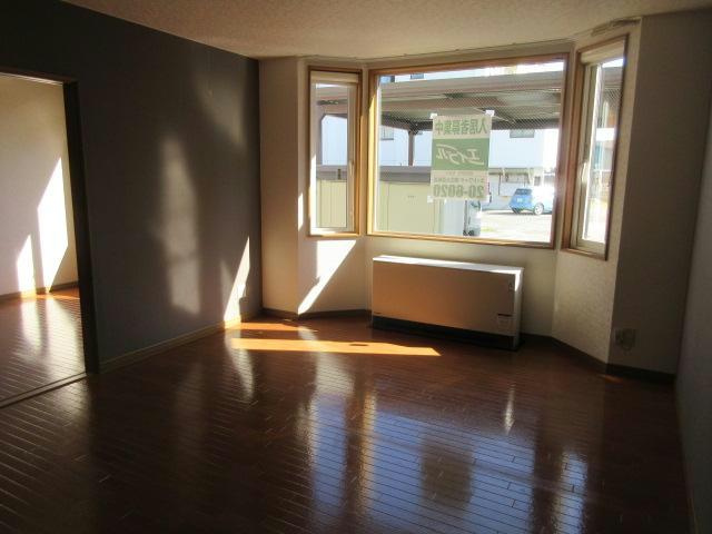 グラシア613の居間・リビング