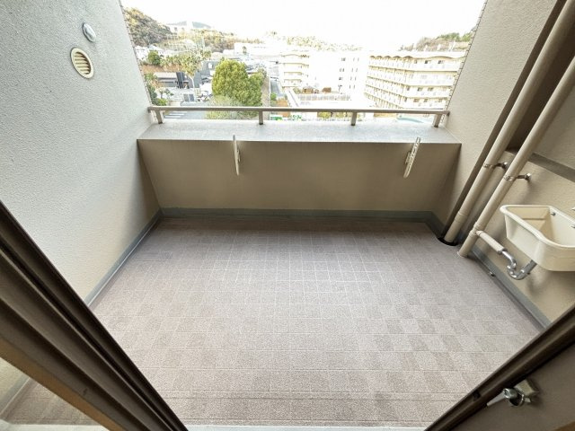 【バルコニー】 | ネアシティガーデン西の丘
