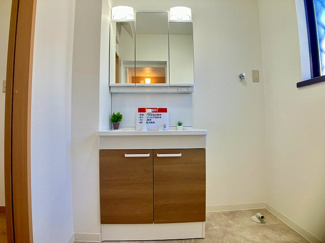 【洗面所】 | 戸建　中須賀3丁目