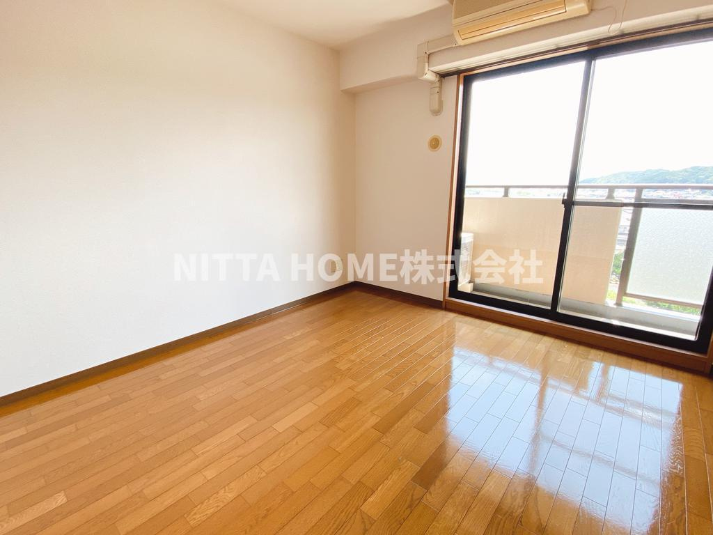 エール豊岡の内装|１３帖の広々リビングダイニングですよ(^^♪