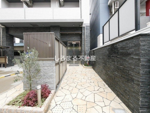 ＣＬＡＳＳ　ＨＩＬＬＳ　難波南のエントランス