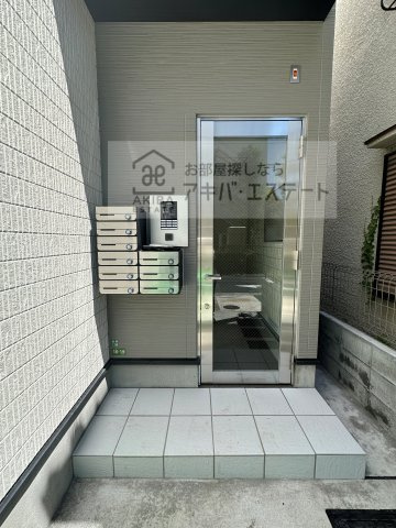 【エントランス】 | H&M villa | 同一仕様写真