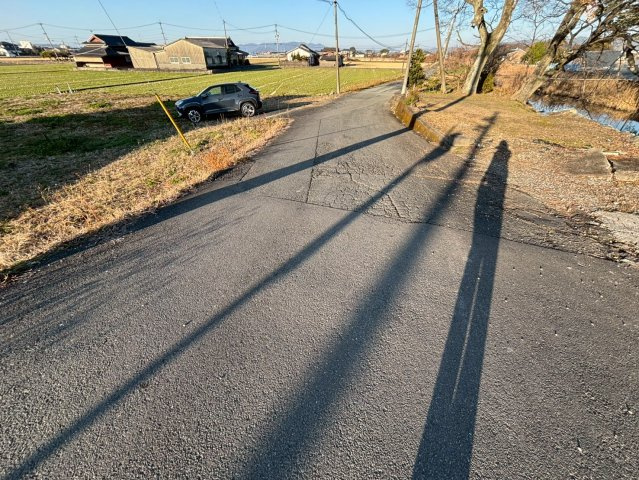 宇城市松橋町砂川土地の前面道路含む現地写真