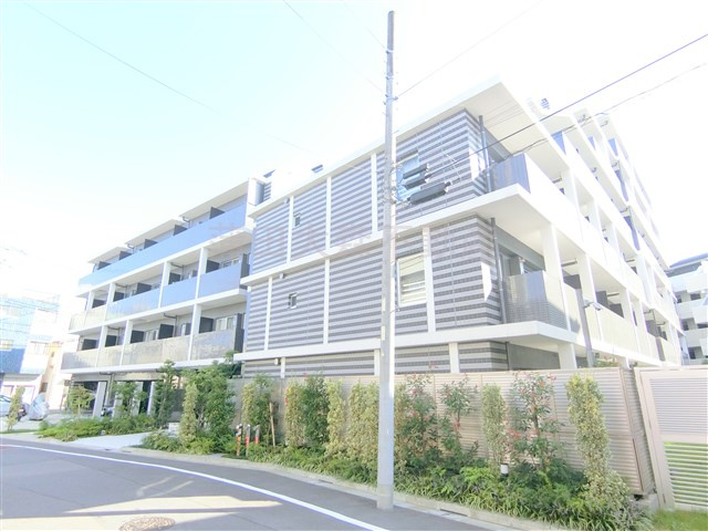 アジールコート武蔵新田の外観|2021年10月築　RC鉄筋コンクリート造地上7階建て1K～1LDK総戸数74戸
東急多摩川線矢口渡駅徒歩8分、武蔵新田駅徒歩9分の東京都大田区矢口2丁目