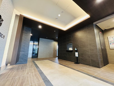 【エントランス】 | ララプレイス難波メティス