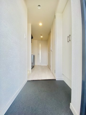 【玄関】 | ララプレイス難波メティス