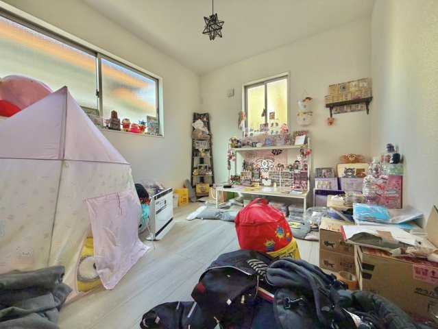 【築4年】筑西市樋口中古物件の洋室