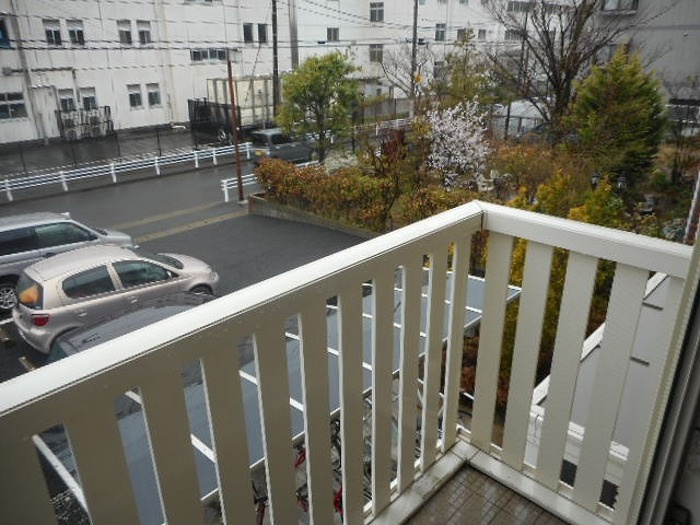 【バルコニー】