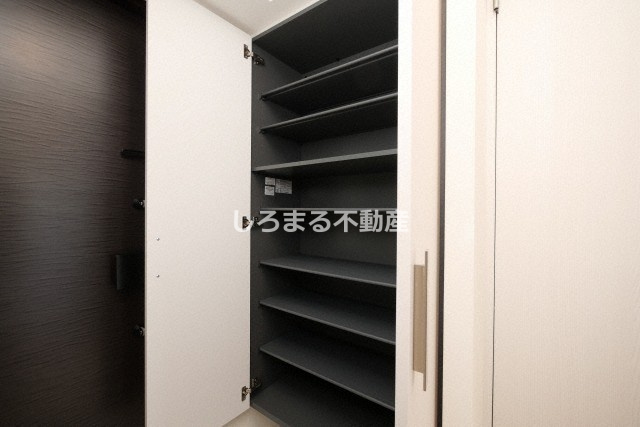 シーズンフラッツ梅田ＮＯＲＴＨの収納