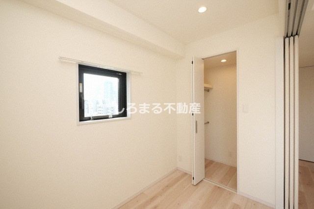 シーズンフラッツ梅田ＮＯＲＴＨの洋室