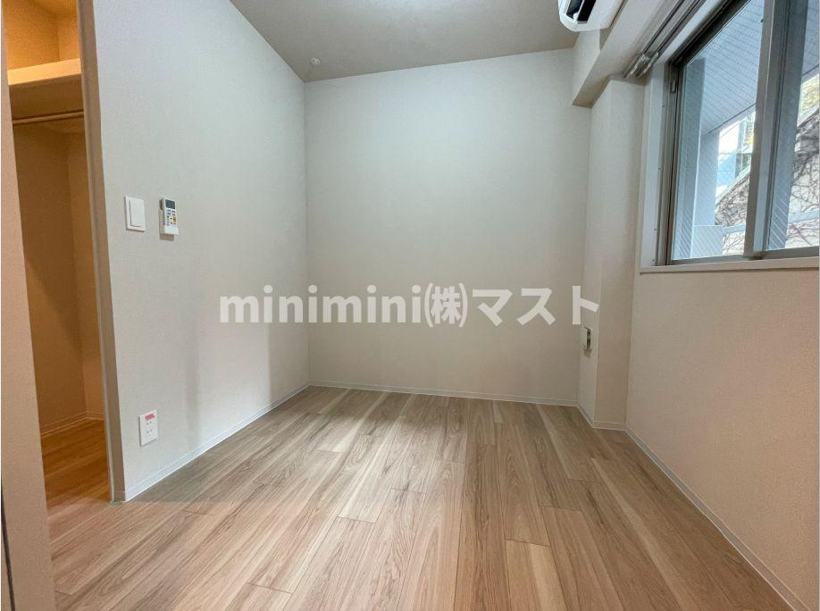 アーバネックス南新町の洋室