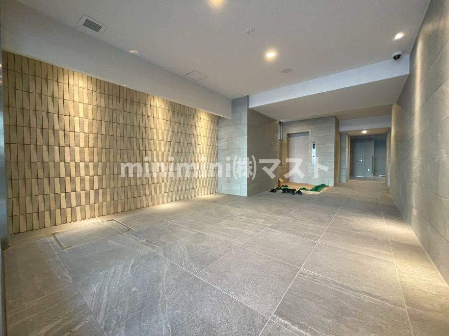 アーバネックス南新町のロビー