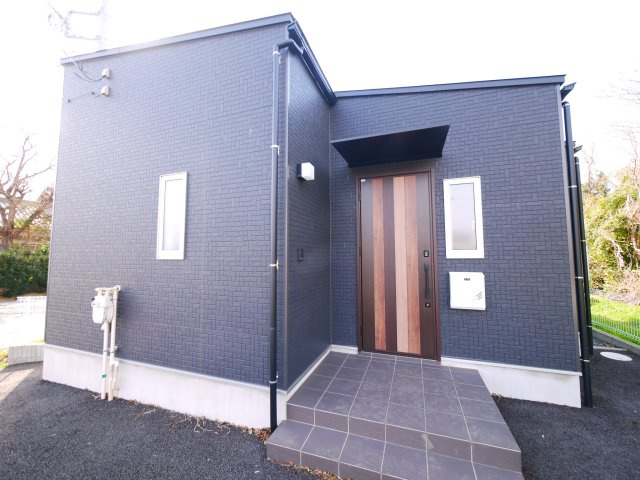 東金市菱沼　平屋中古戸建の外観|令和6年1月築  駐車4台可能JR東金線求名駅徒歩約7分 都市ガス トアトライウェル徒歩約11分