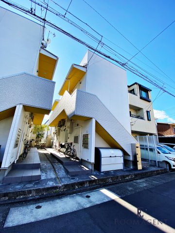KAHALE尾頭橋の外観