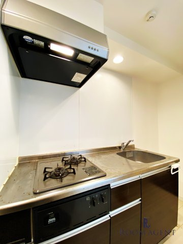 KAHALE尾頭橋のキッチン