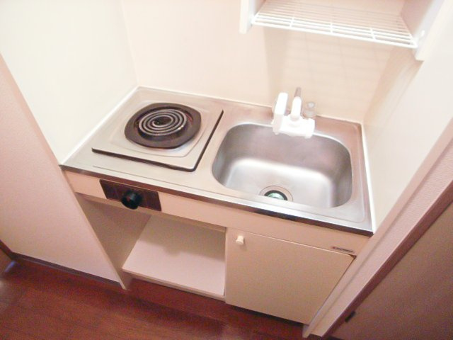 ダイナコート久留米レジックス　5階のキッチン|別号室のものになります。現状優先。