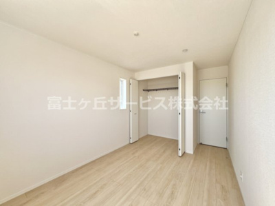 【洋室】 | 富士市増川 3期 新築一戸建て 1号棟 | 6.5帖の洋室です