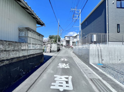 【前面道路含む現地写真】 | 富士市増川 3期 新築一戸建て 1号棟 | 前面道路含む現地写真です