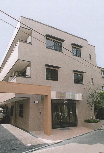 エスト東向島の外観