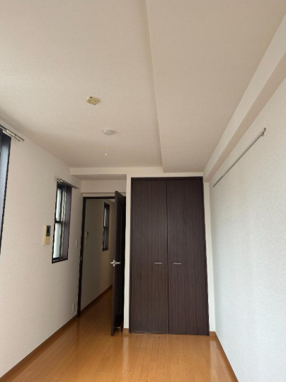 日暮里中央COURTの居間・リビング