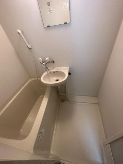 日暮里中央COURTの浴室