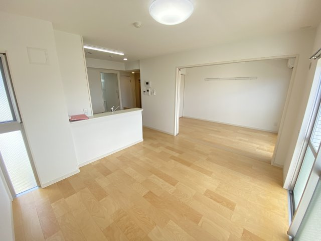 識名リゾート・ローズガーデンの居間・リビング|写真はすべて掲載内容と異なる場合は現況を優先いたします。