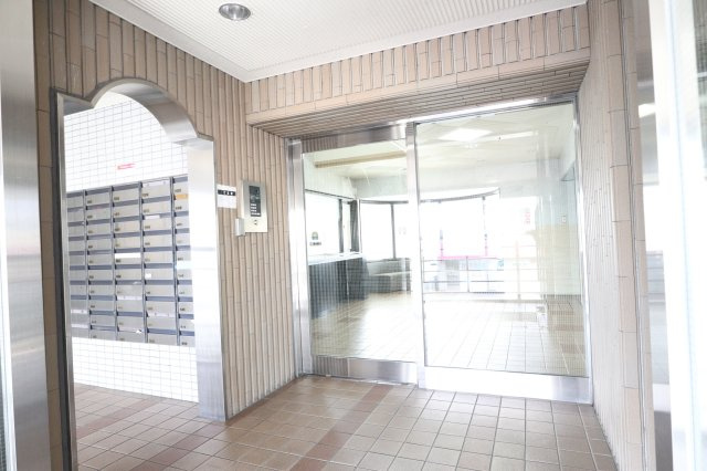 ダイナコート久留米レジックス　8階のエントランス