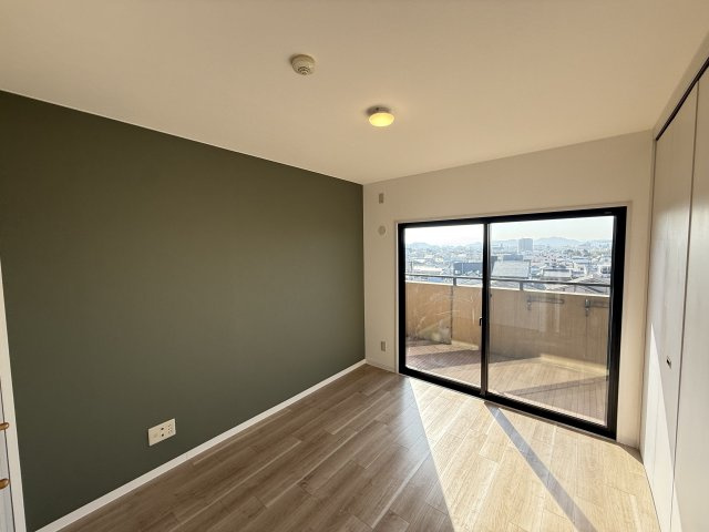 スカイビュー雄湊の洋室