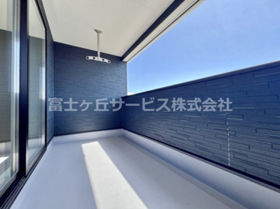 【バルコニー】 | 富士市増川 3期 新築一戸建て 4号棟 | 陽当たり良好なバルコニーです