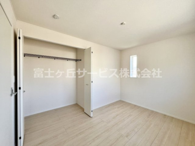 【洋室】 | 富士市増川 3期 新築一戸建て 4号棟 | 6帖の洋室です