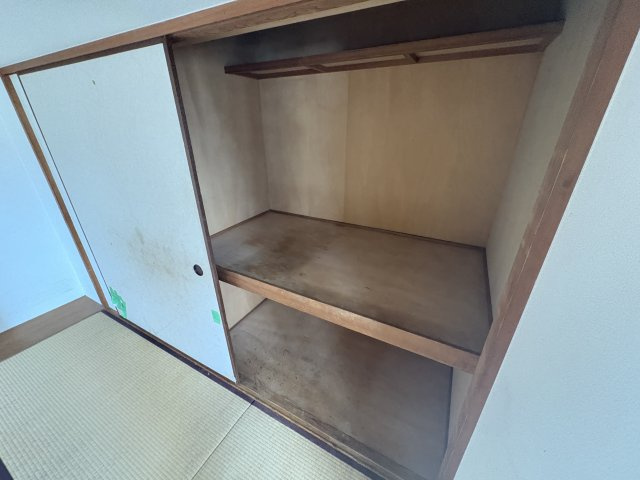 神戸市須磨区行幸町１丁目の賃貸マンションの収納