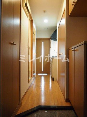 ルーブル上池台壱番館の玄関