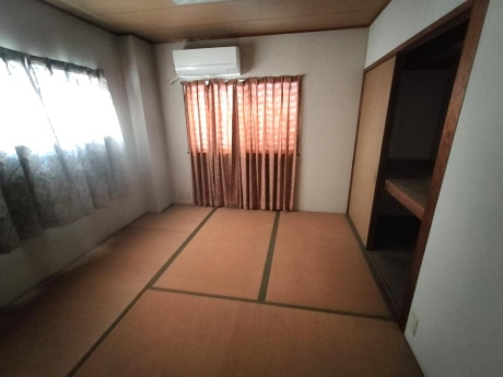 北区中津3丁目倉庫・事務所の内装