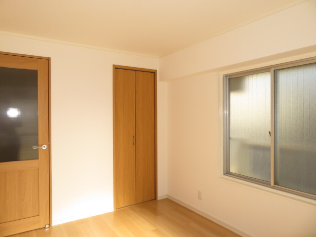 第2柴田ビルの洋室