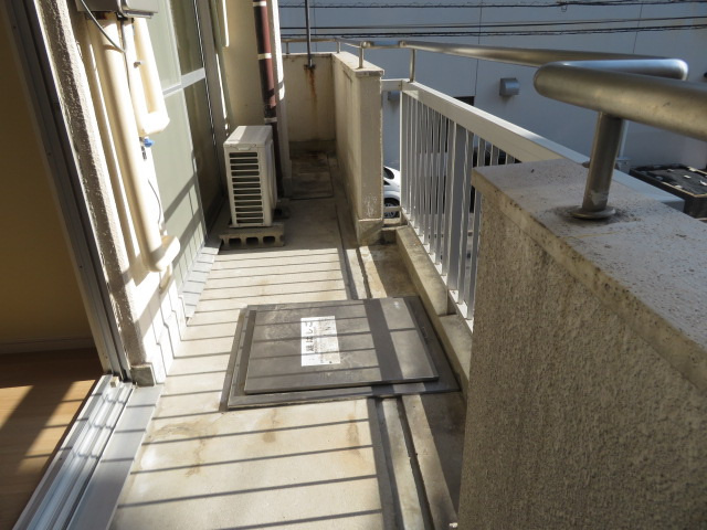 第2柴田ビルのバルコニー