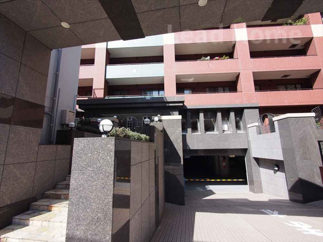 【駐車場】 | ディアナコート恵比寿