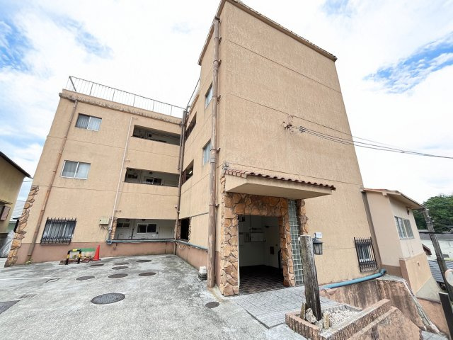 サルベージヤード