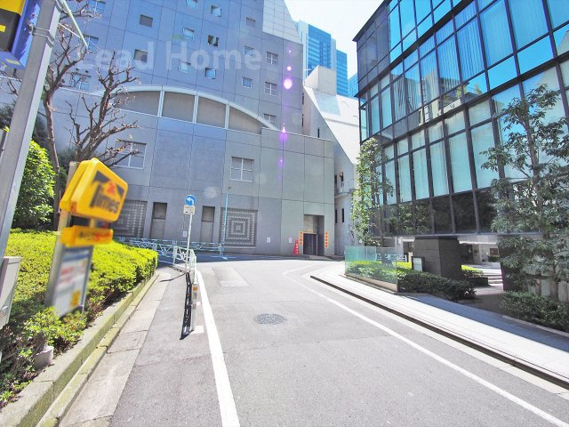 【その他】 | テラス渋谷美竹 | 前面道路