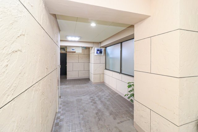 ダイナコート小倉下到津　2階のロビー