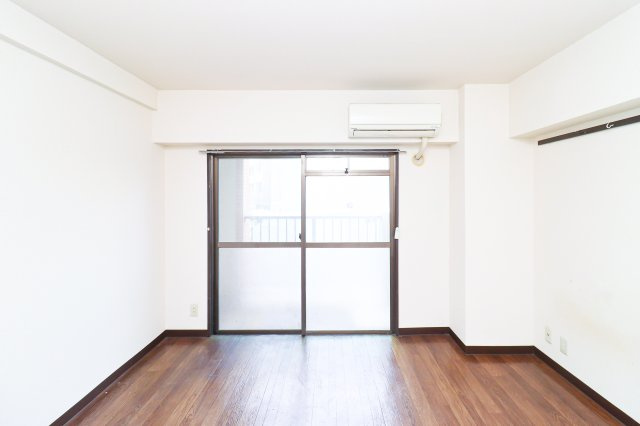 ダイナコート小倉下到津　2階の居間・リビング|現状優先です。